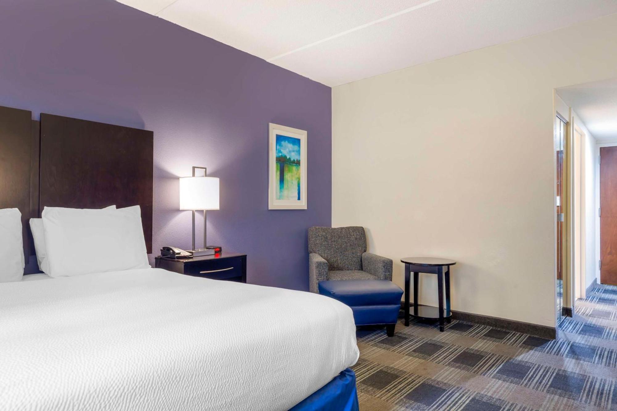 Best Western Hartford Hotel And Suites Екстер'єр фото